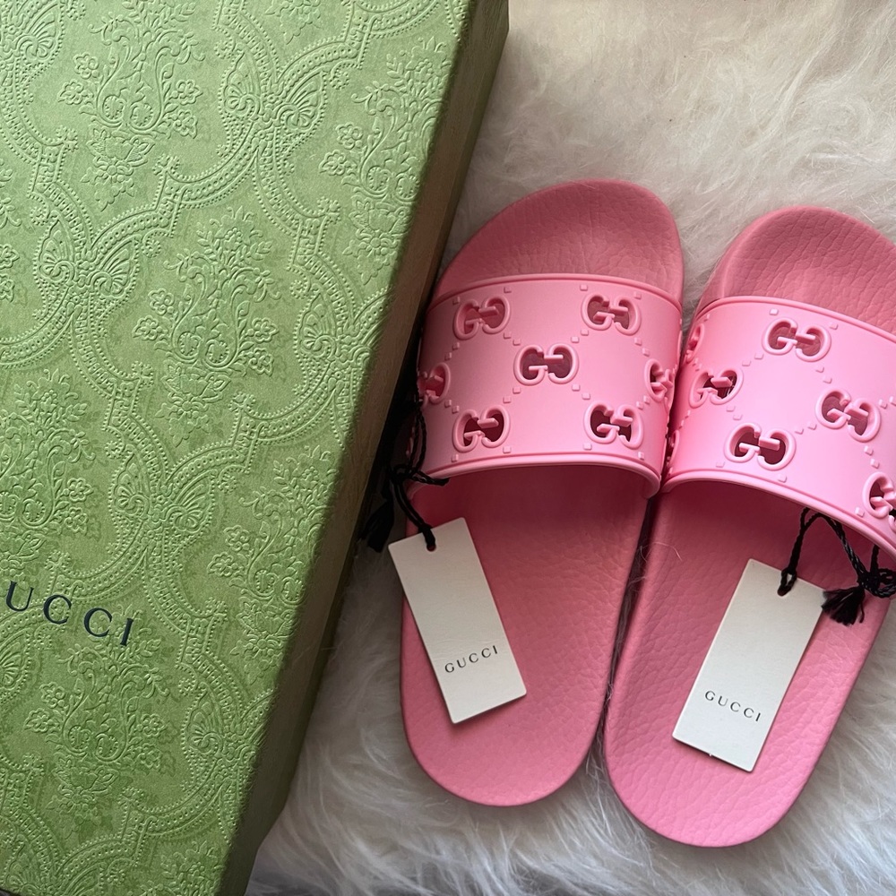 Gucci slides